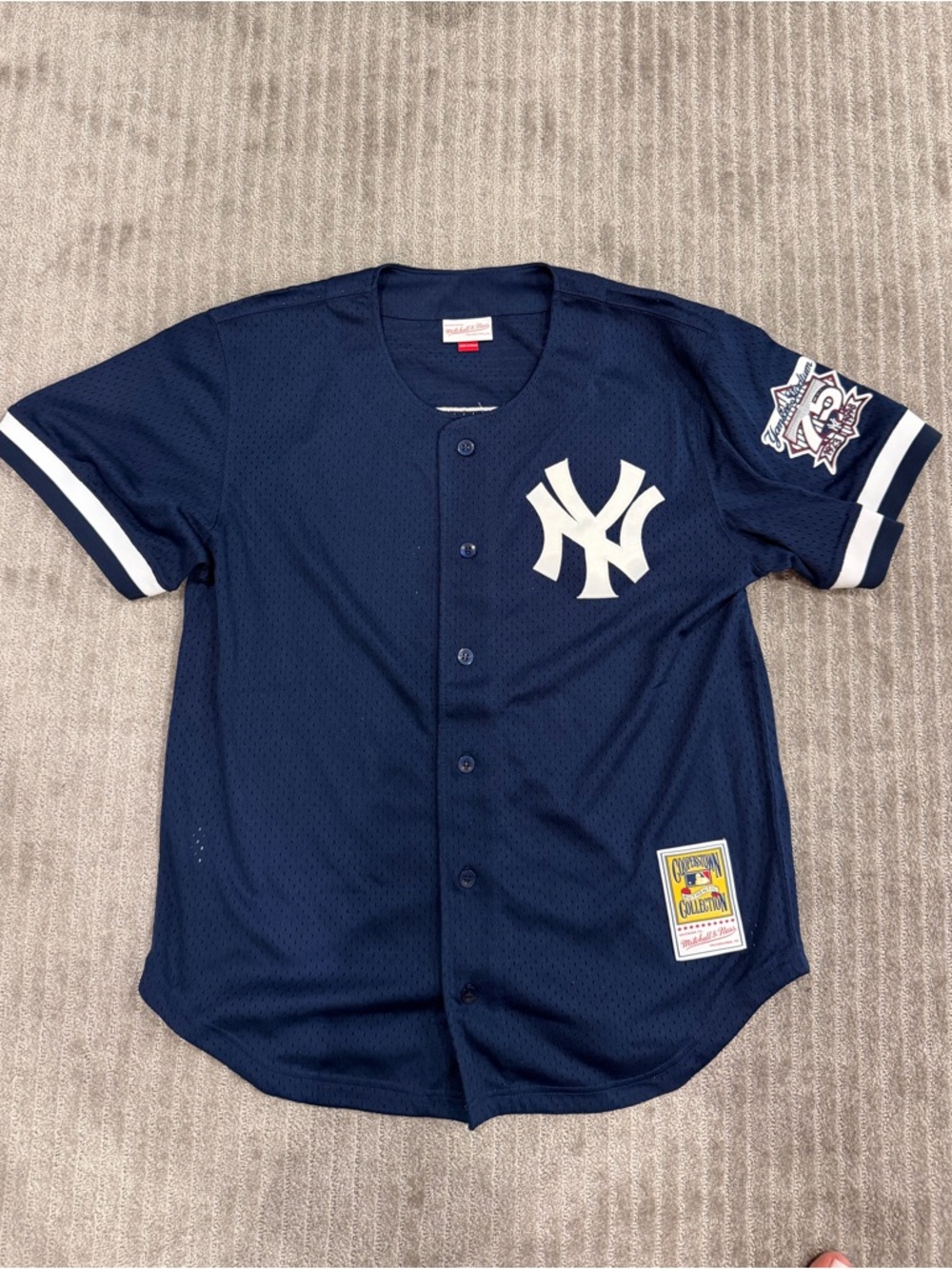 Mitchell & Ness Derek Jeter New York Yankees Cooperstown Jersey
